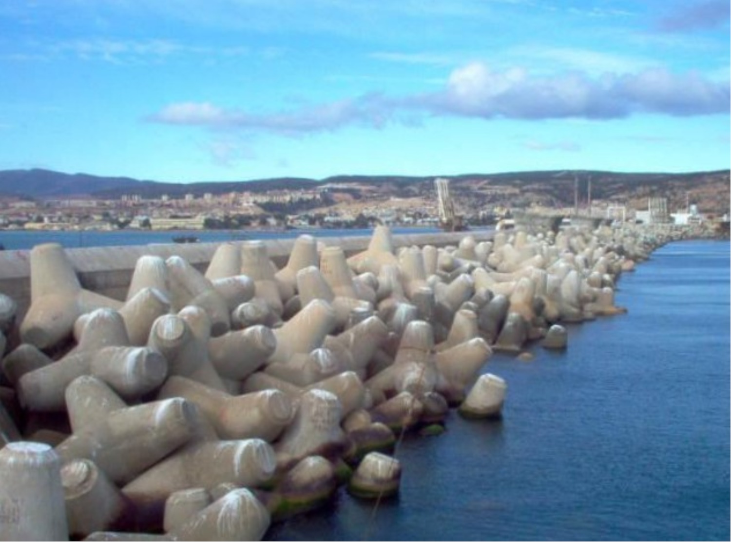 Arzew Limanı Dalgakıran Güçlendirme Çalışmaları, Cezayir